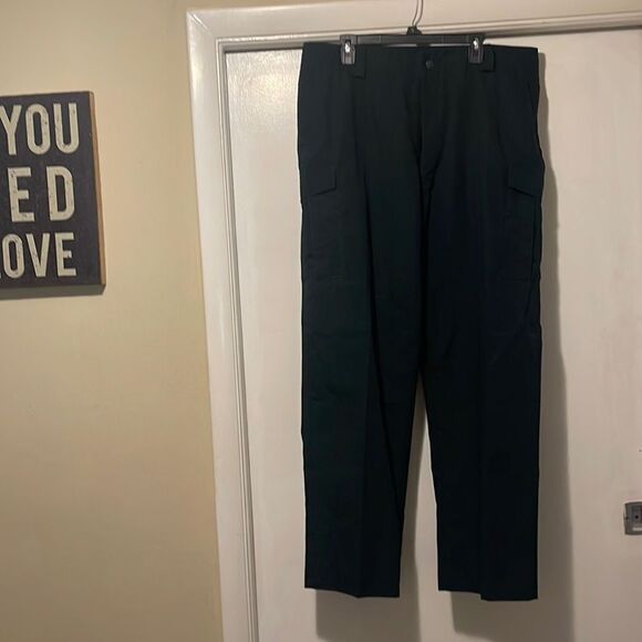 NWT Blauer. Pants spruce color size 42 regular - Picture 1 of 8